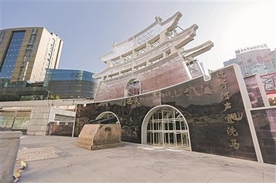 gyrb364329_jsb_1742660777108_b.jpg